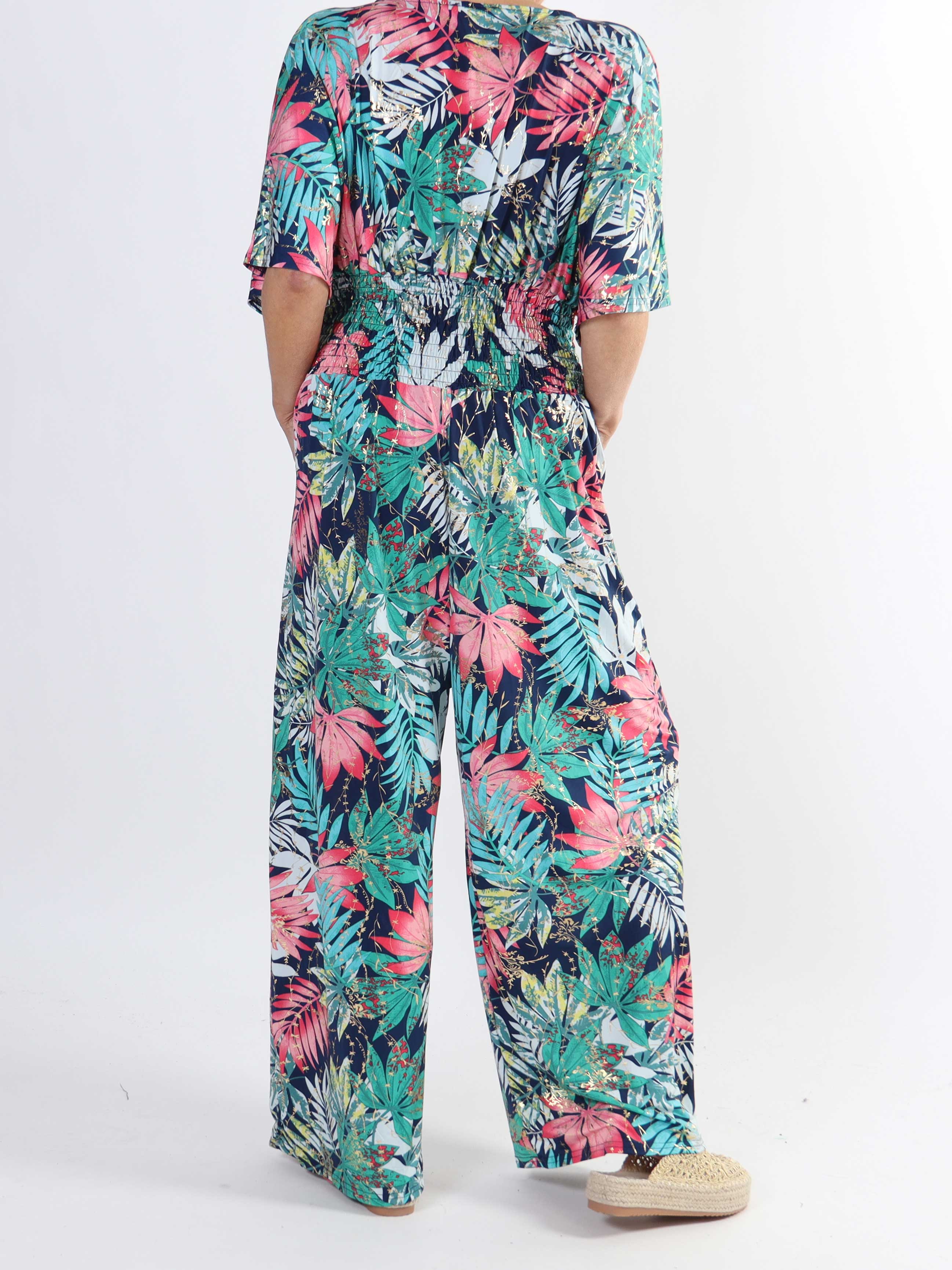 Pams Leaf Jumpsuit - Elastisk plus size buksedragt med bladmønster